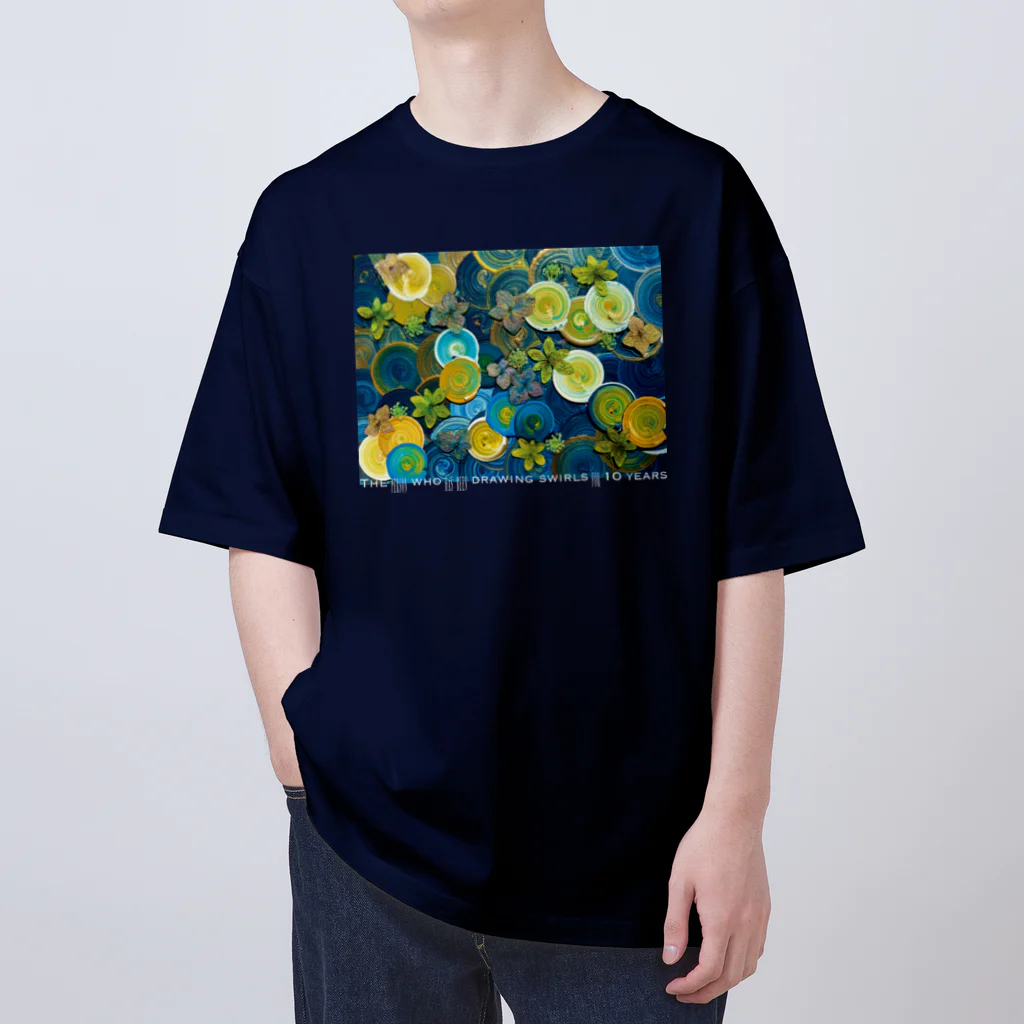 渦を10年描いてる人のDeep オーバーサイズTシャツ