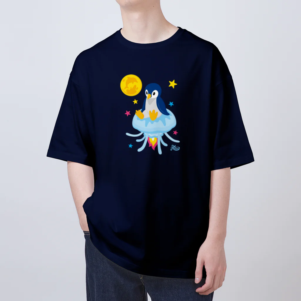 kocoon（コクーン）のペンギンとクラゲのロケット Oversized T-Shirt