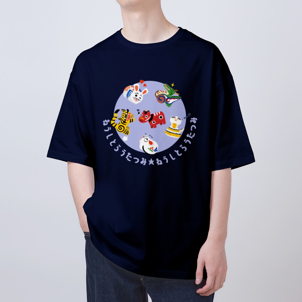 SU-KUのねうしとらうたつみ Oversized T-Shirt
