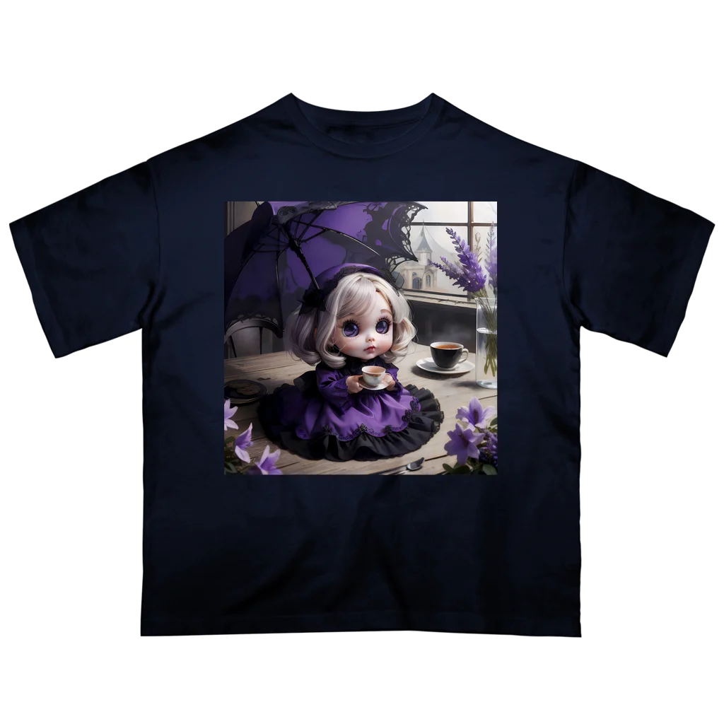 【ホラー専門店】ジルショップの黒と紫のゴシックドール オーバーサイズTシャツ