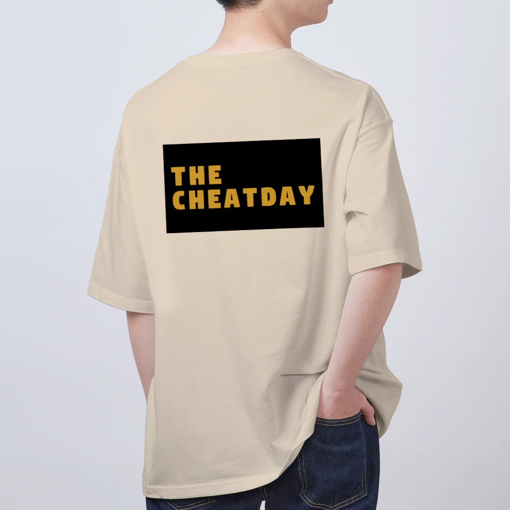 THE CHEATDAY SAPPORO ストアグッズのチートデイラブ オーバーサイズTシャツ