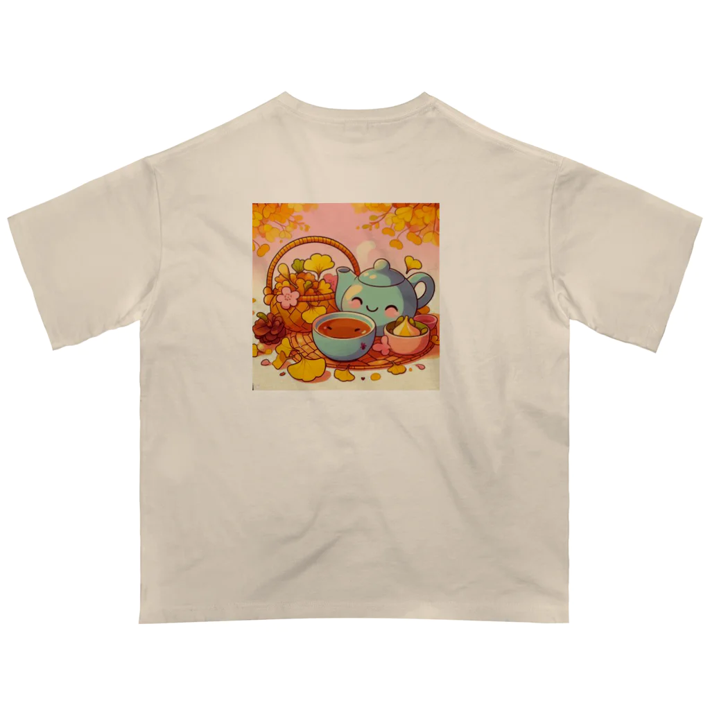chapinnuのイチョウと紅茶シリーズ① Oversized T-Shirt