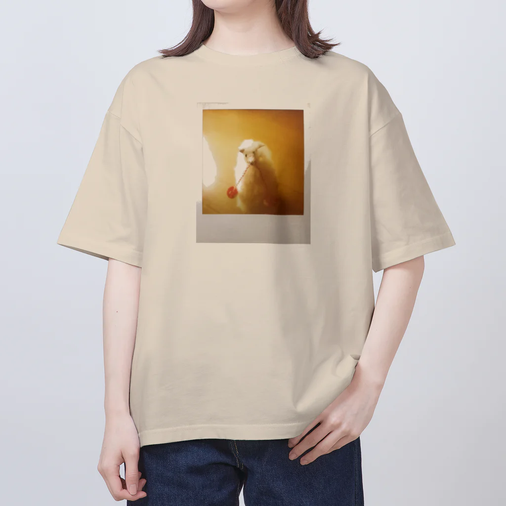 わらしゃんどのポラロイド写真（アルパカ） オーバーサイズTシャツ