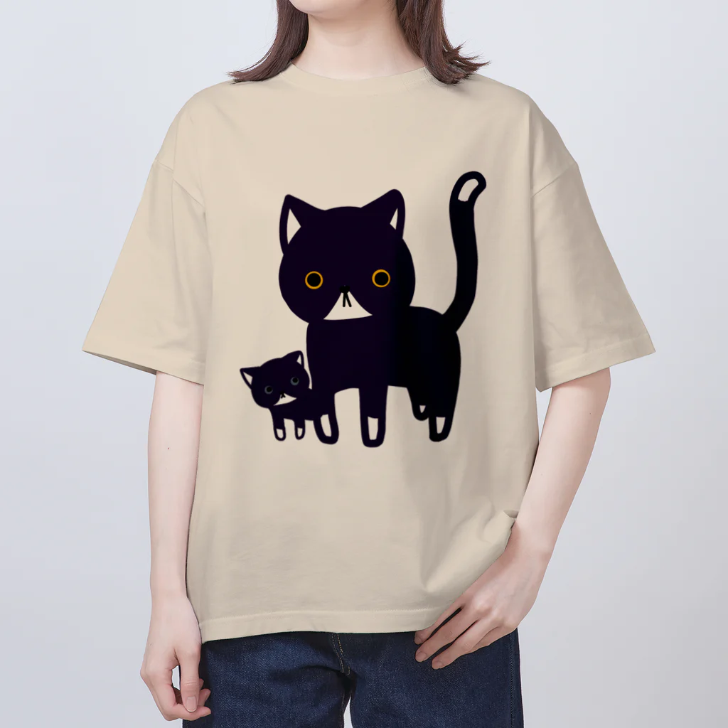 のほほん屋のねこのおやこ Oversized T-Shirt