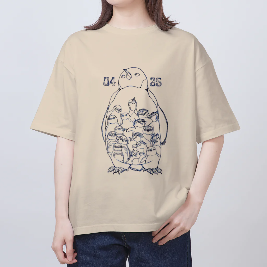 ヤママユ(ヤママユ・ペンギイナ)の0425-18 Penguins of the World- Oversized T-Shirt