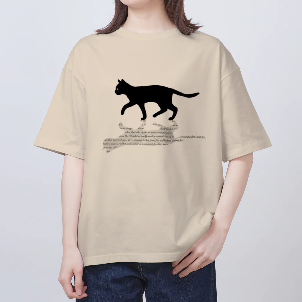 小鳥と映画館の黒猫と影　英字白 オーバーサイズTシャツ