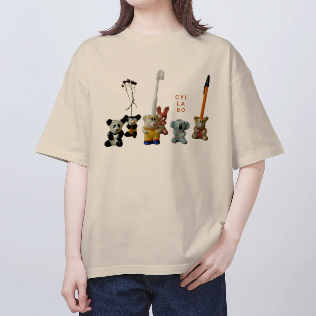 チイラボストアのスタンドくん オーバーサイズTシャツ