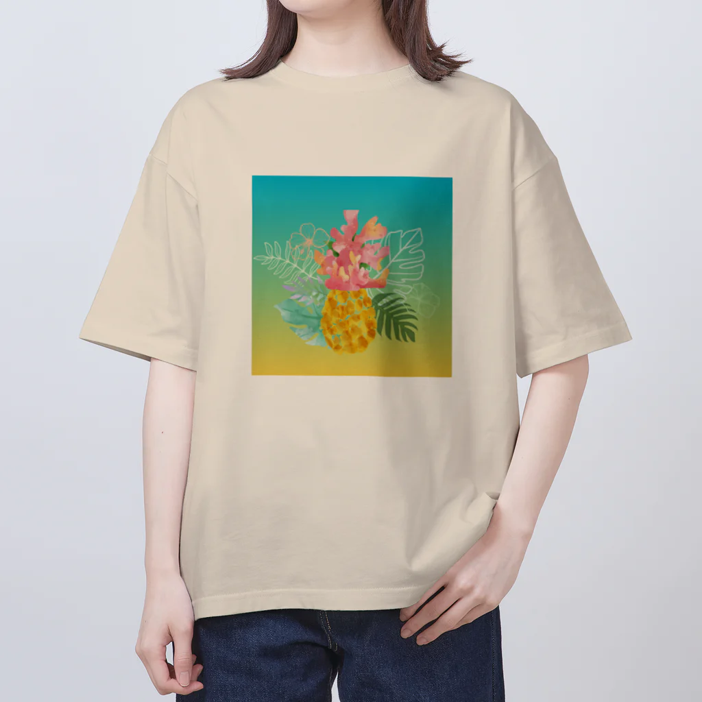 Tatsutaの珊瑚礁をまとったパイナップル Oversized T-Shirt