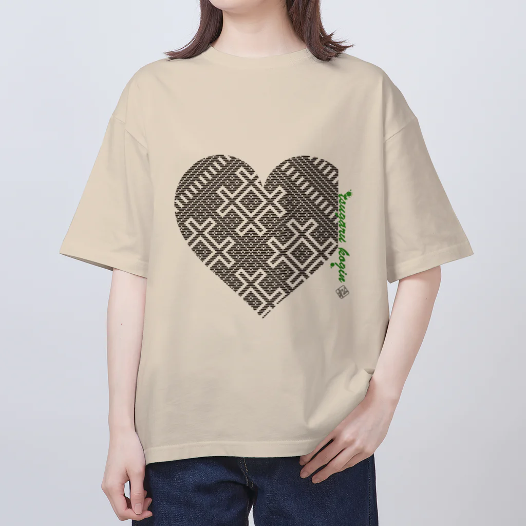 【松】黒金アートこぎん和紙和柄のkoginとハート(モノ） Oversized T-Shirt