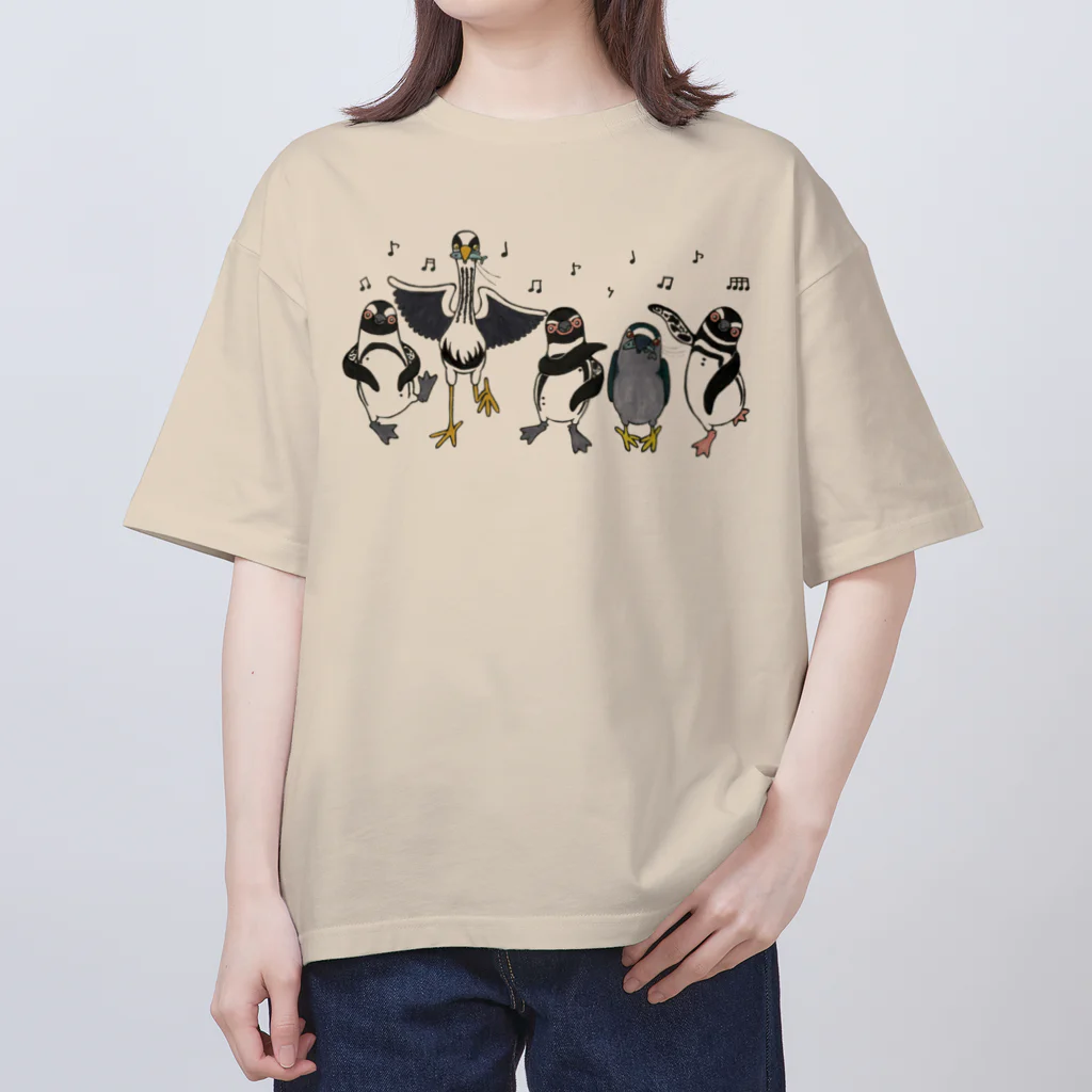 penguininkoのhappiness Dancing  Oversized T-Shirt