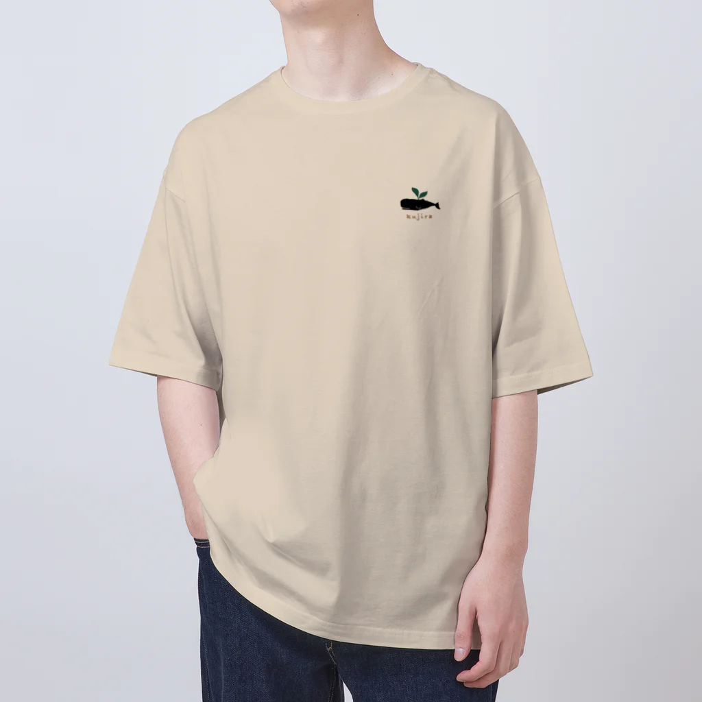 kujiraの店のkujiracamp 茶文字 Oversized T-Shirt