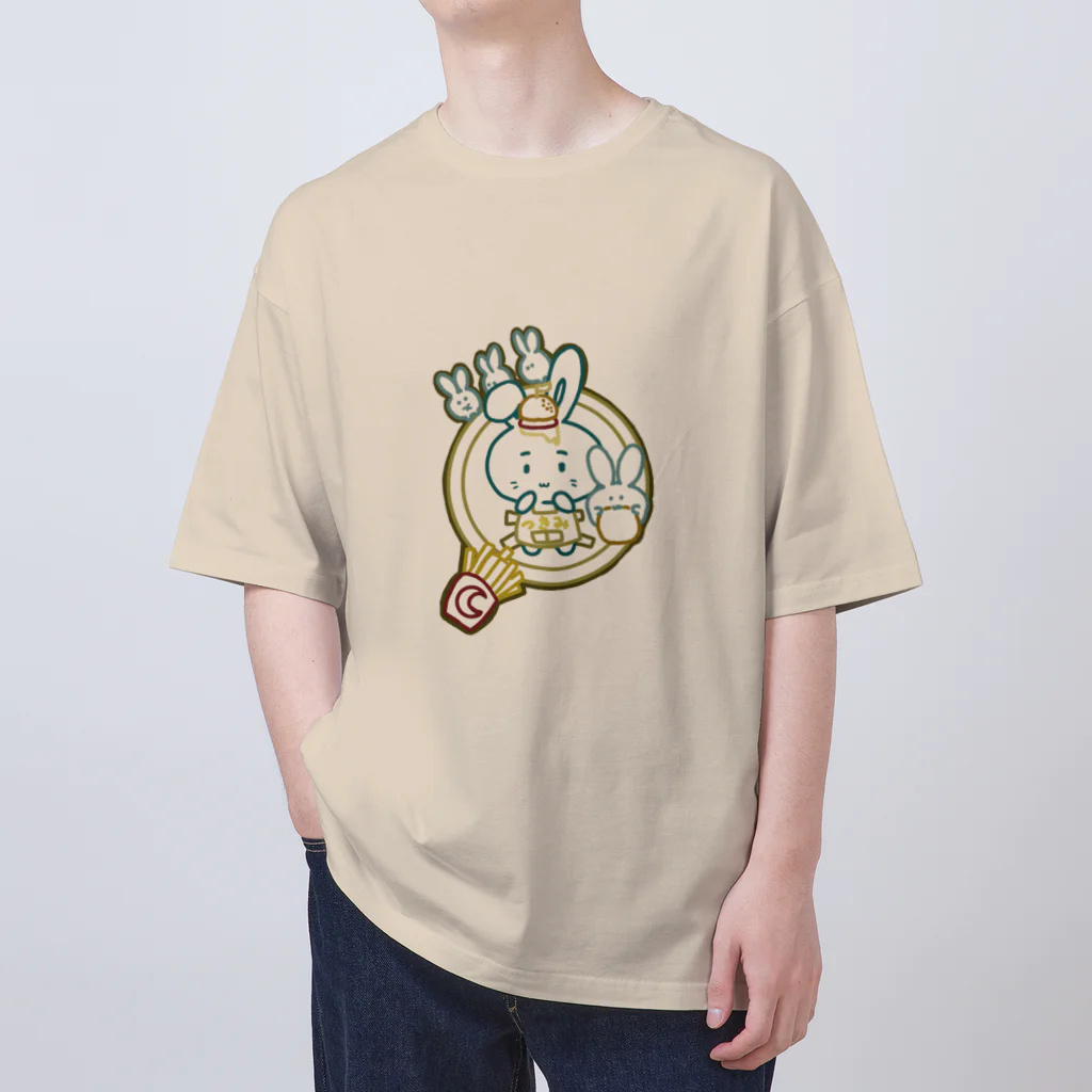 はるもちの月見うさぎ店長 Oversized T-Shirt