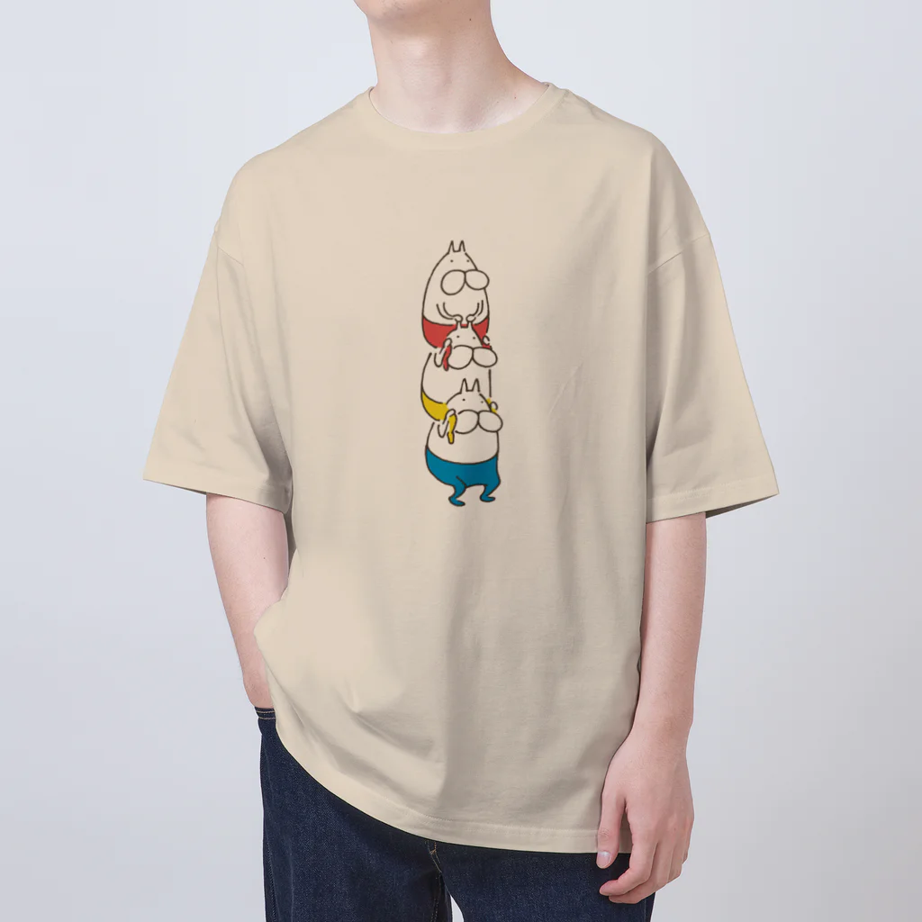 くらきち ONLINE SHOPのねこタイツ かたぐるま Oversized T-Shirt