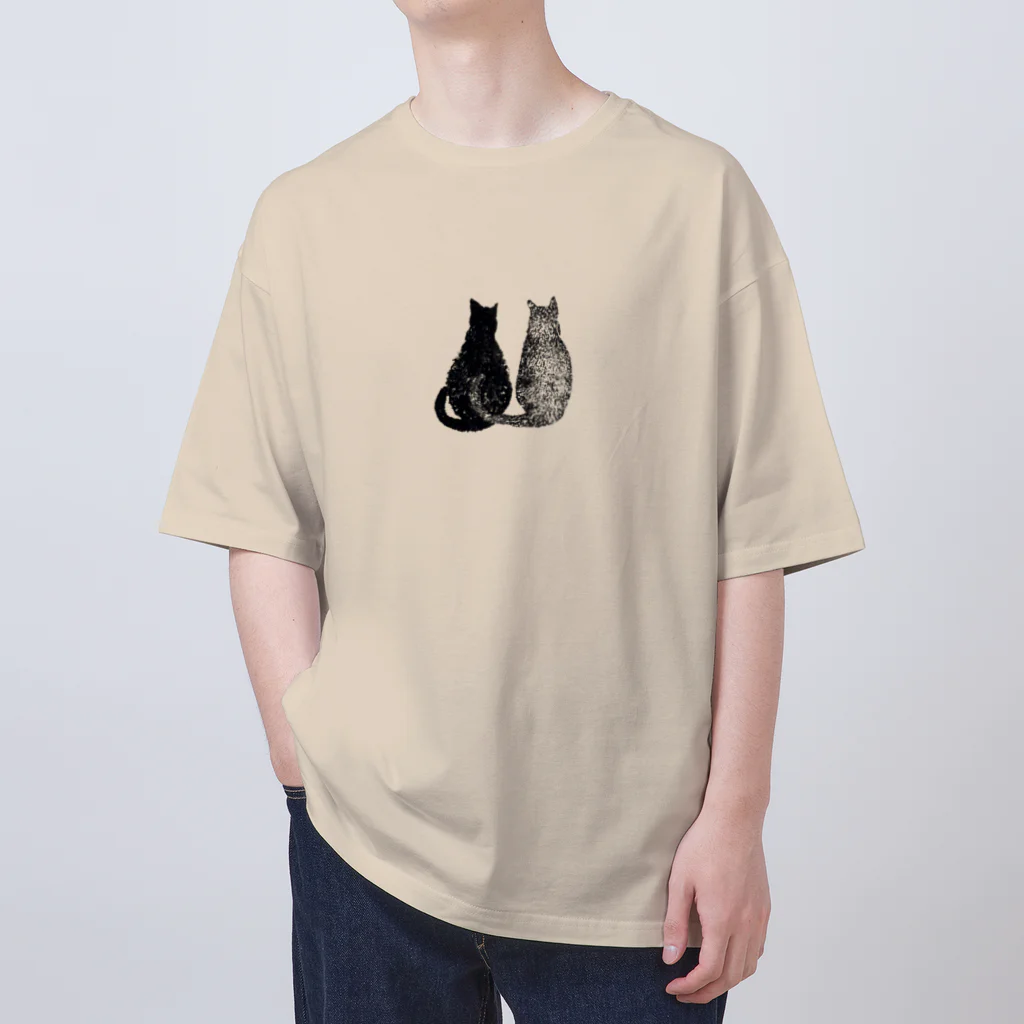 shokomumuの猫の尻尾に表れる 隠しきれない気持ち Oversized T-Shirt