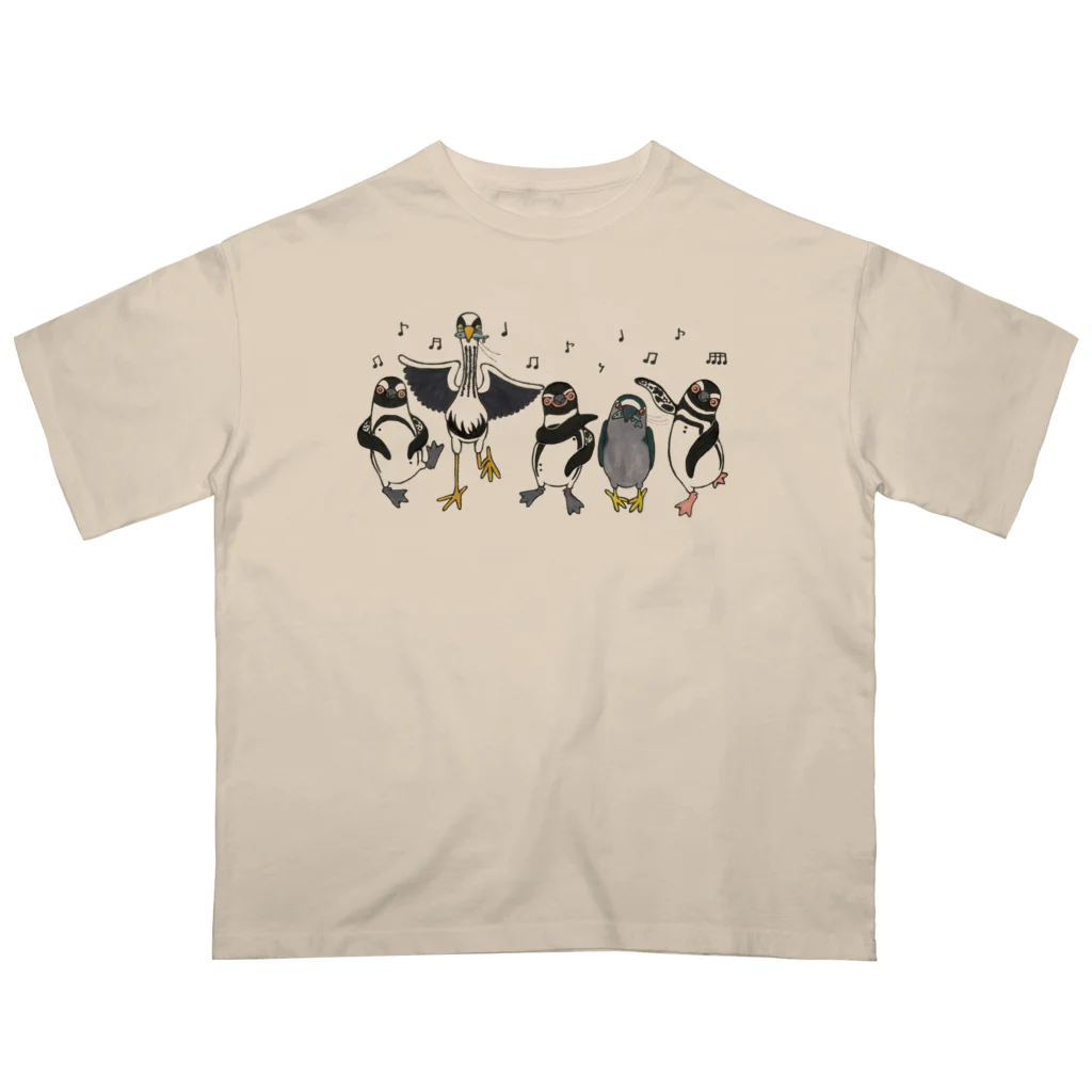 penguininkoのhappiness Dancing  Oversized T-Shirt