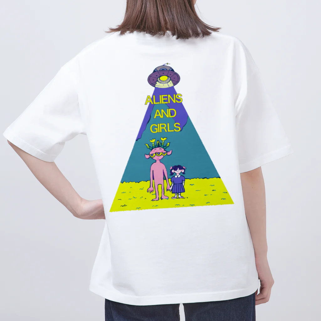 あきらんどの宇宙人と女の子 オーバーサイズTシャツ