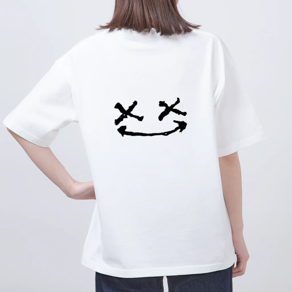 左目下のほくろの☺️ オーバーサイズTシャツ