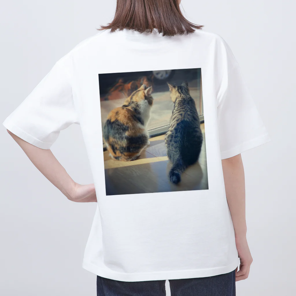 hi0922beのwe fight but we get along Oversized T-Shirt