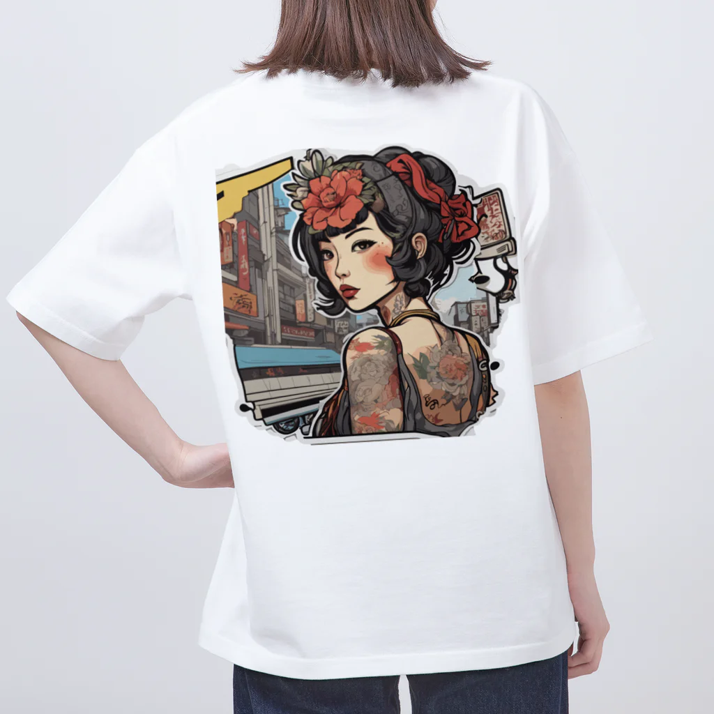 streetsnapの可愛いタトゥーだらけの女性、両面プリントTシャツ、期間限定 オーバーサイズTシャツ