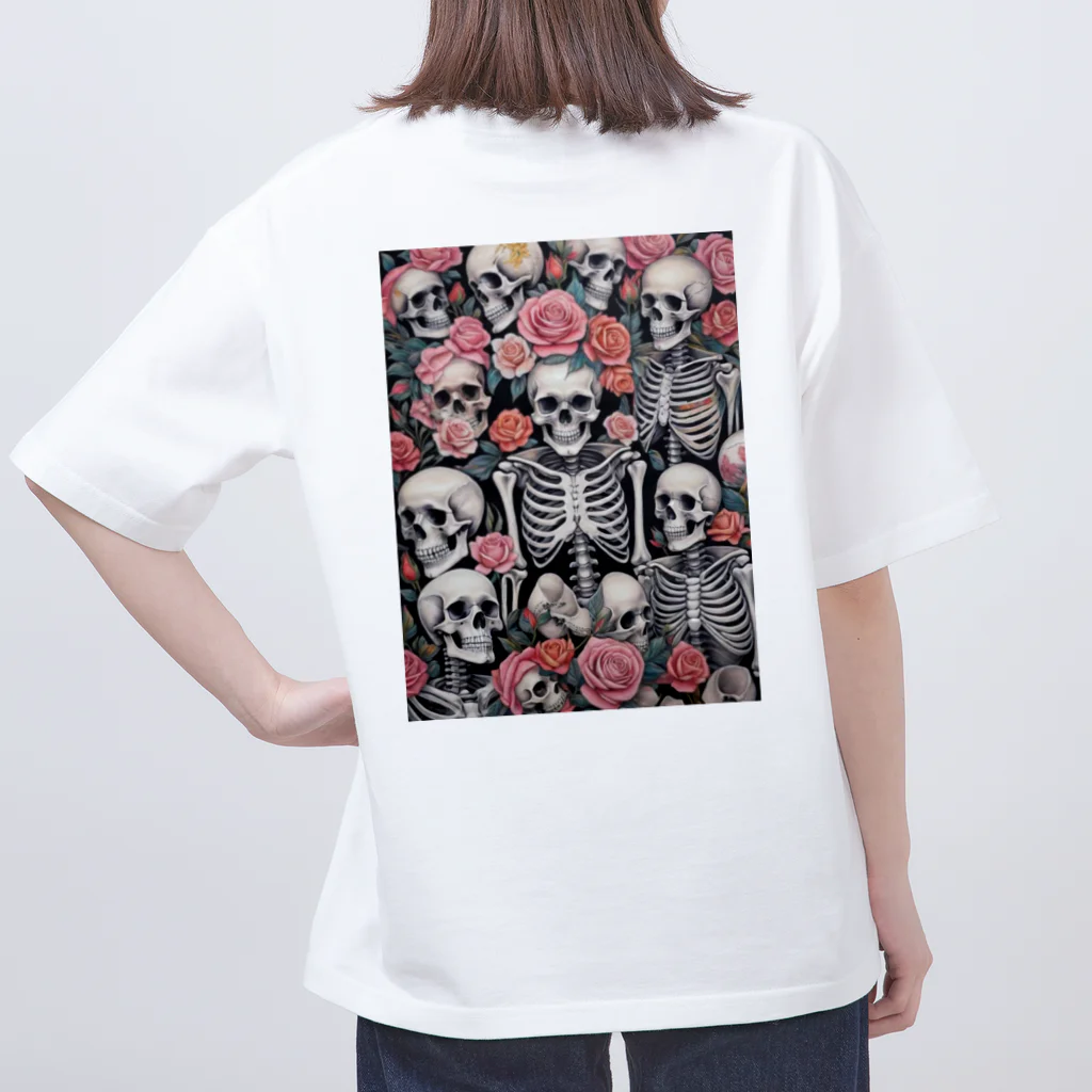 Skull sectionの薔薇とドクロ Oversized T-Shirt