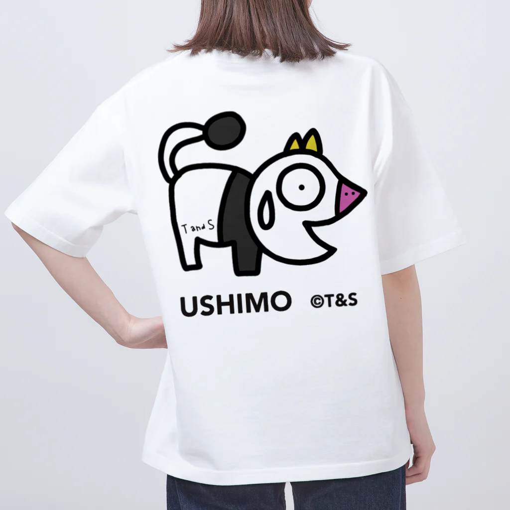 T&S.TWINS.ART.SHOPのUSHIMO オーバーサイズTシャツ