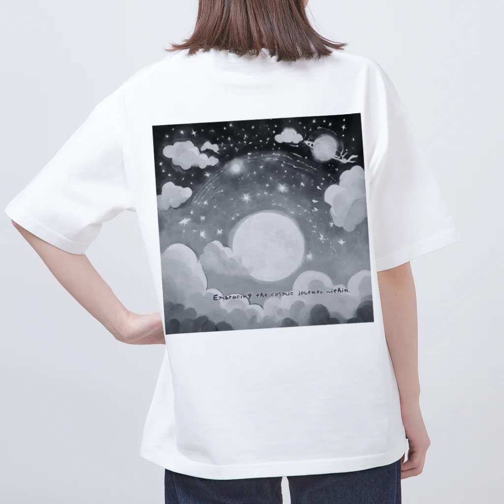 hydrangea-macrophyllaのEmbracing the cosmic journey within. Oversized T-Shirt