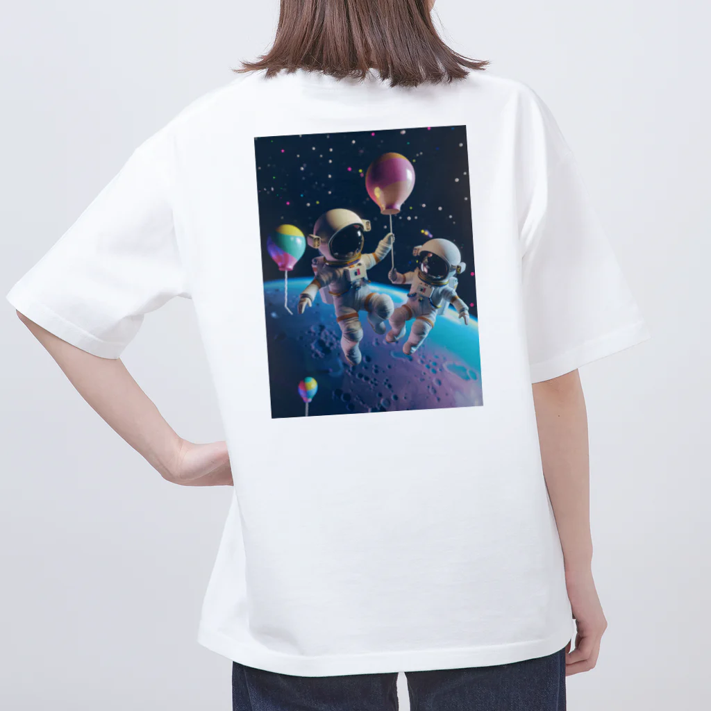 がーるずしょっぷの風船で宇宙にいった宇宙飛行士 オーバーサイズTシャツ