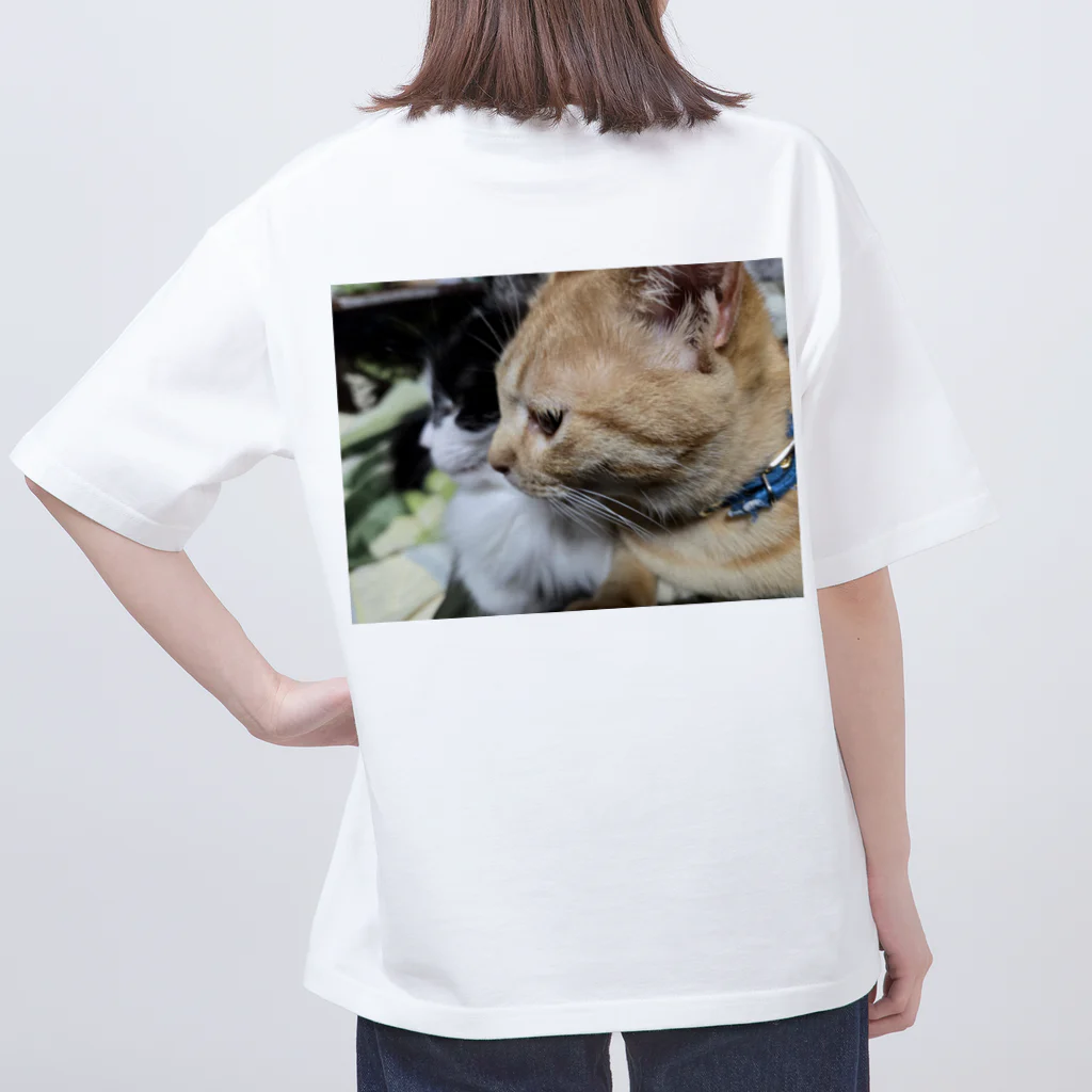 ayamomohidemiのキュートな猫猫あくび オーバーサイズTシャツ