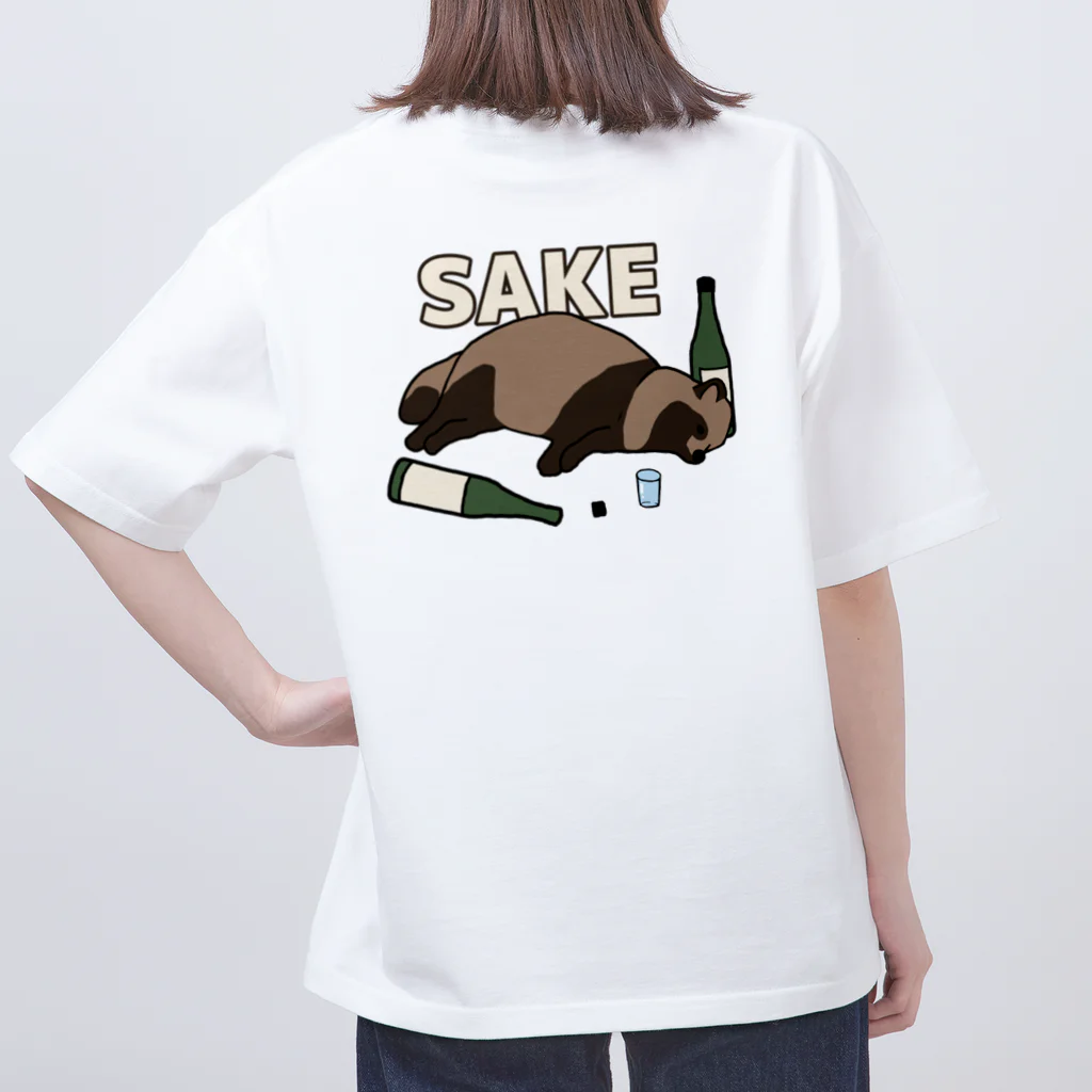 カモシカ亭のタヌキと日本酒（背中） Oversized T-Shirt