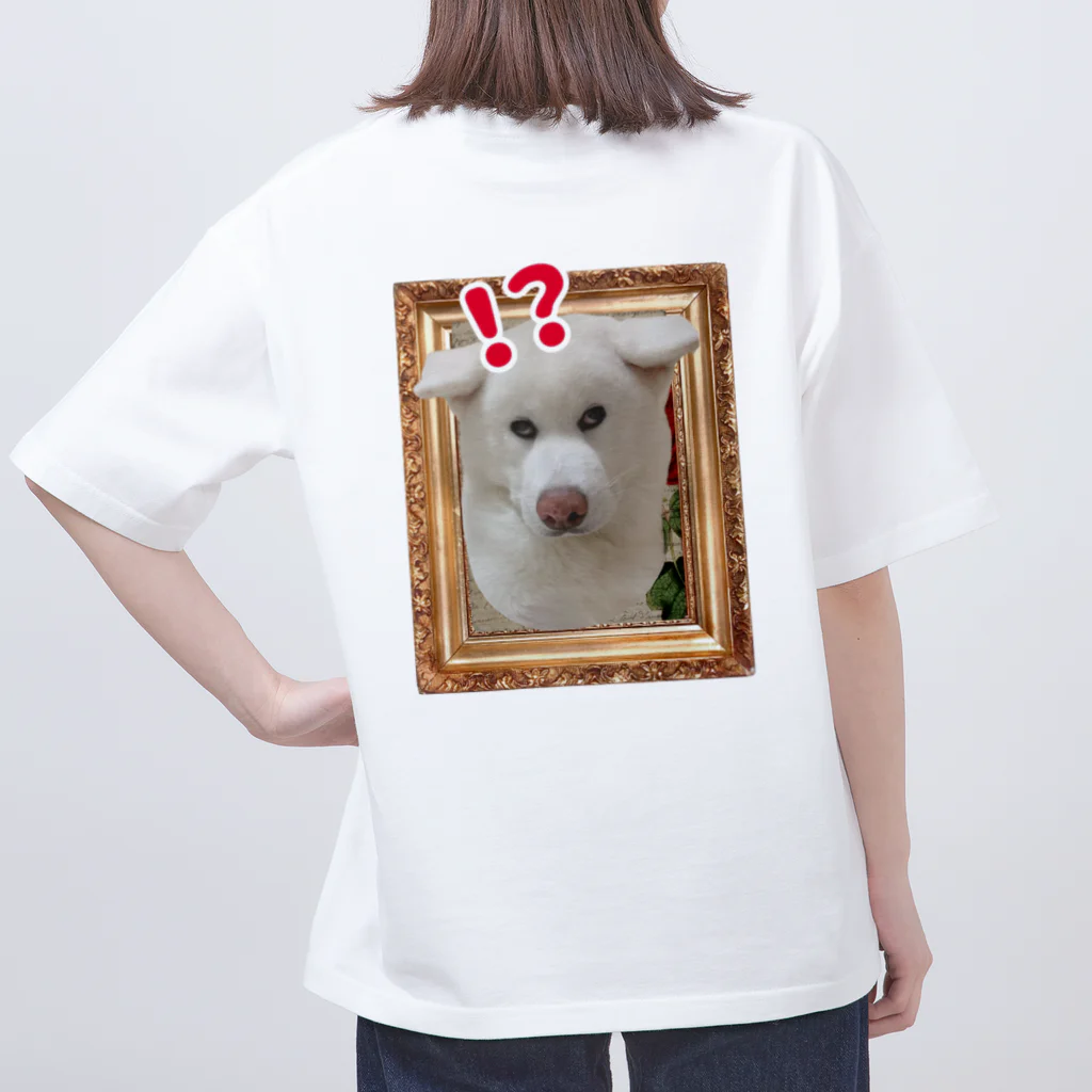 秋田犬の柊の柊リース オーバーサイズTシャツ