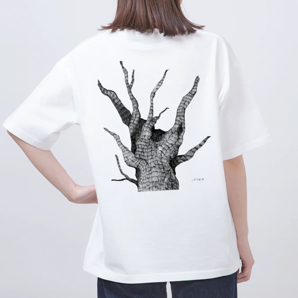 めおShopの枯れる木 Oversized T-Shirt