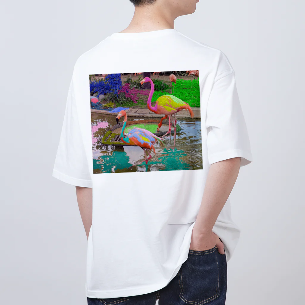 ShuszloのFlamingos covered with color  オーバーサイズTシャツ