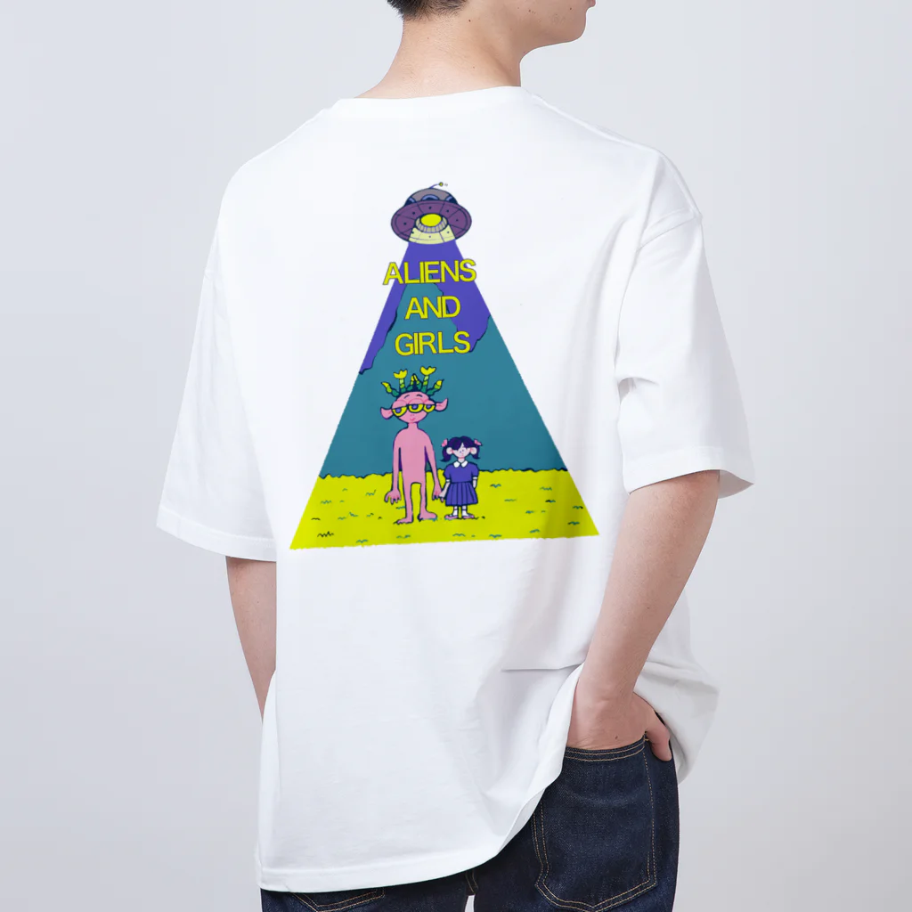 あきらんどの宇宙人と女の子 オーバーサイズTシャツ