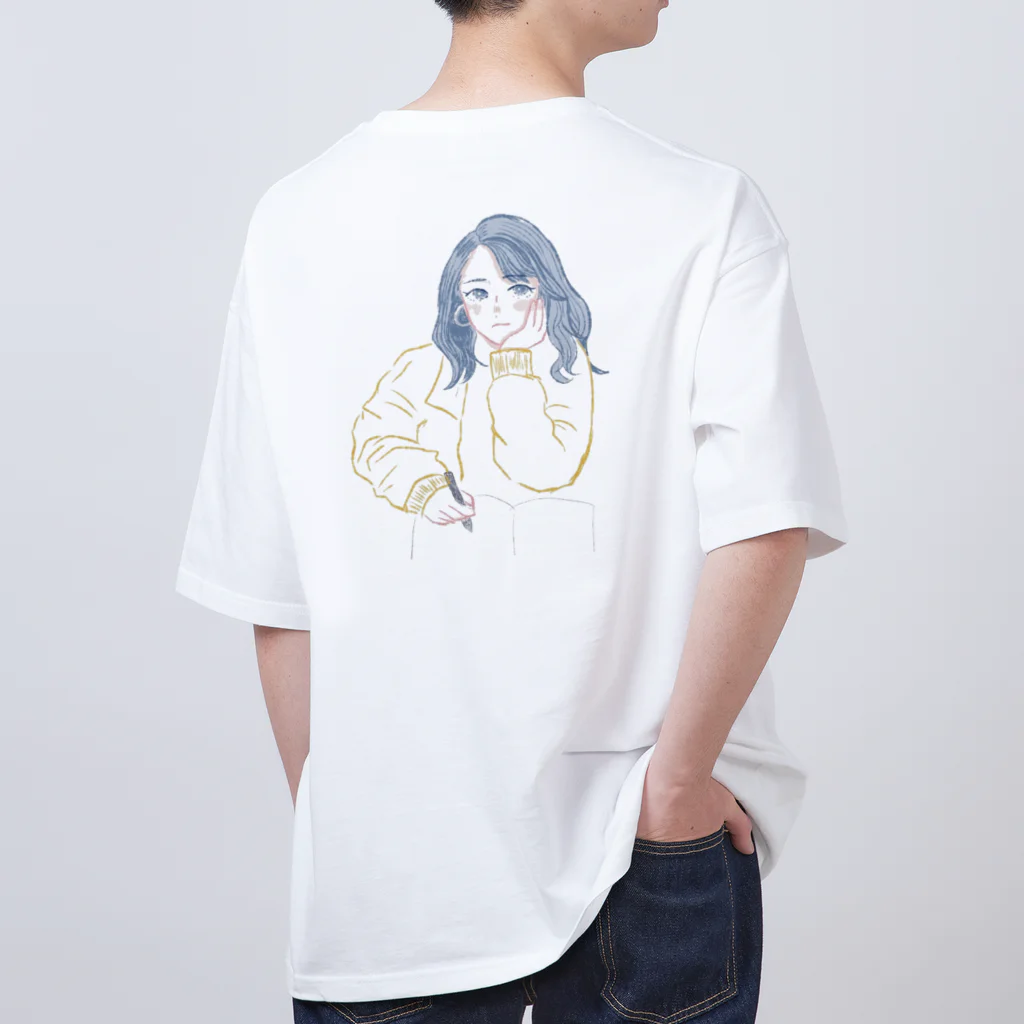 はらへりーぬ3世のじっと見つめる。 Oversized T-Shirt