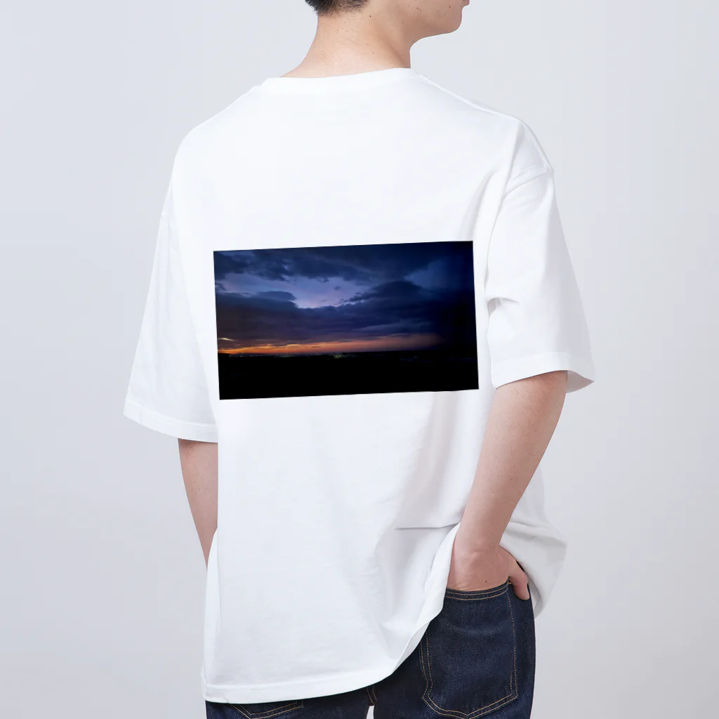 aninの夜明け Oversized T-Shirt