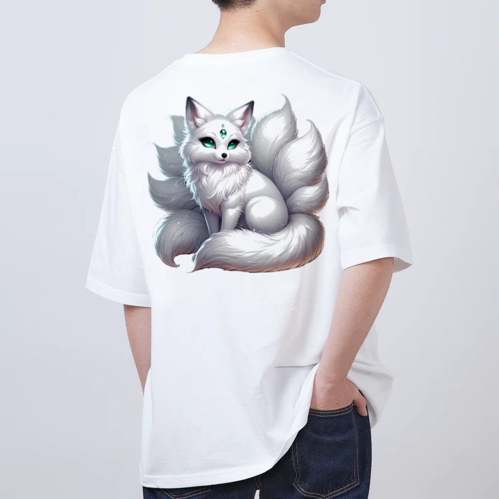 Nine-Tailed-Foxの九尾の狐・nine-tailed fox オーバーサイズTシャツ