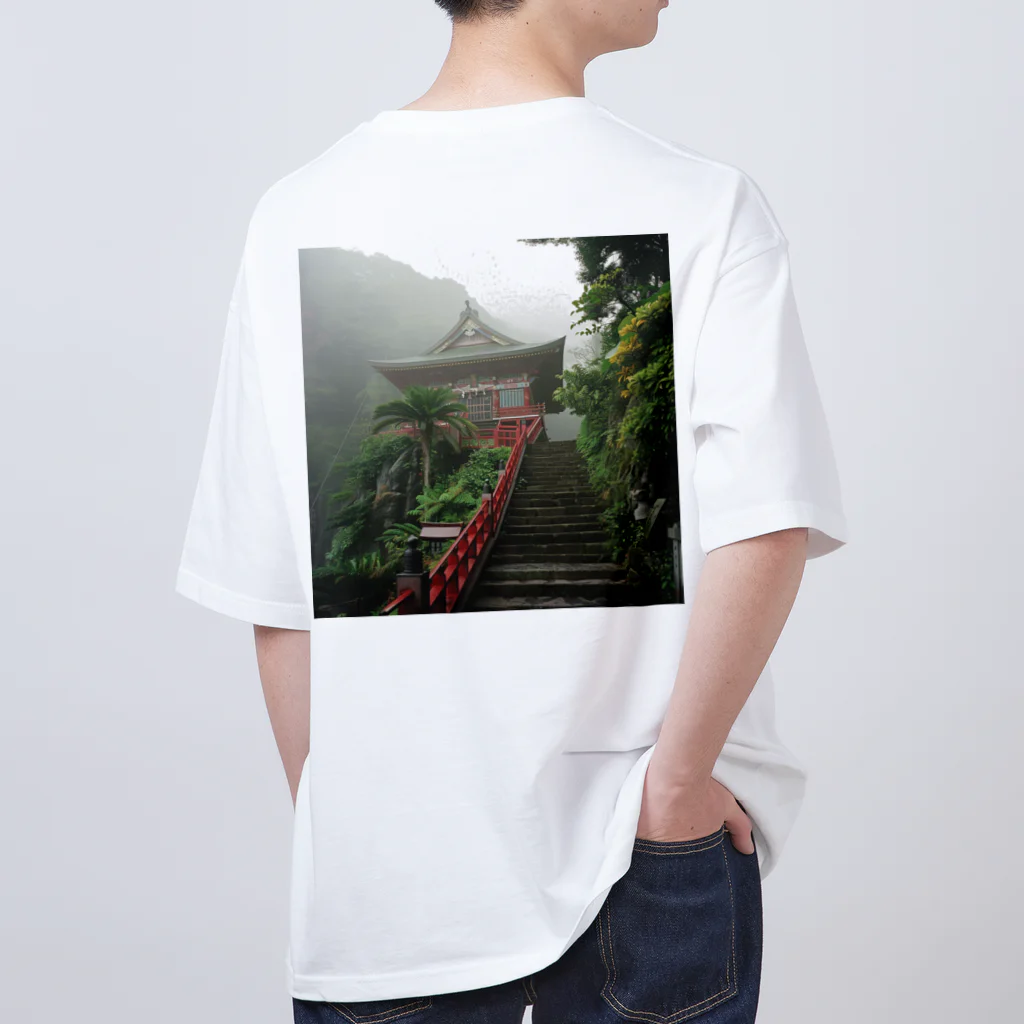 AQUAMETAVERSEの山頂にある神秘的な神社 アメジスト2846 オーバーサイズTシャツ