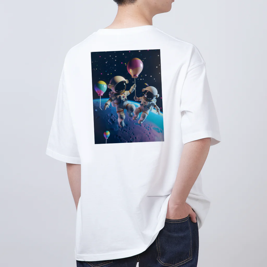 がーるずしょっぷの風船で宇宙にいった宇宙飛行士 オーバーサイズTシャツ