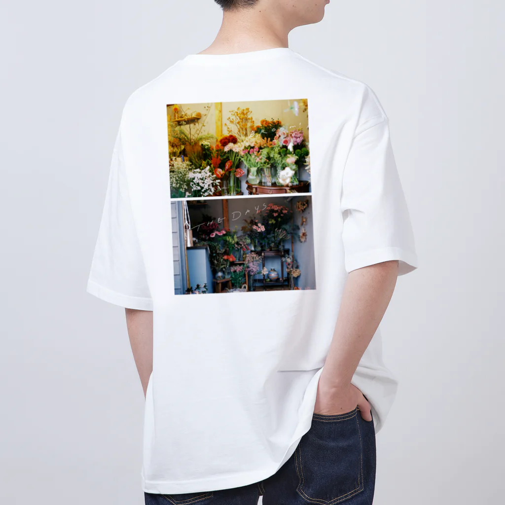 honokaのTHE DAYS オーバーサイズTシャツ
