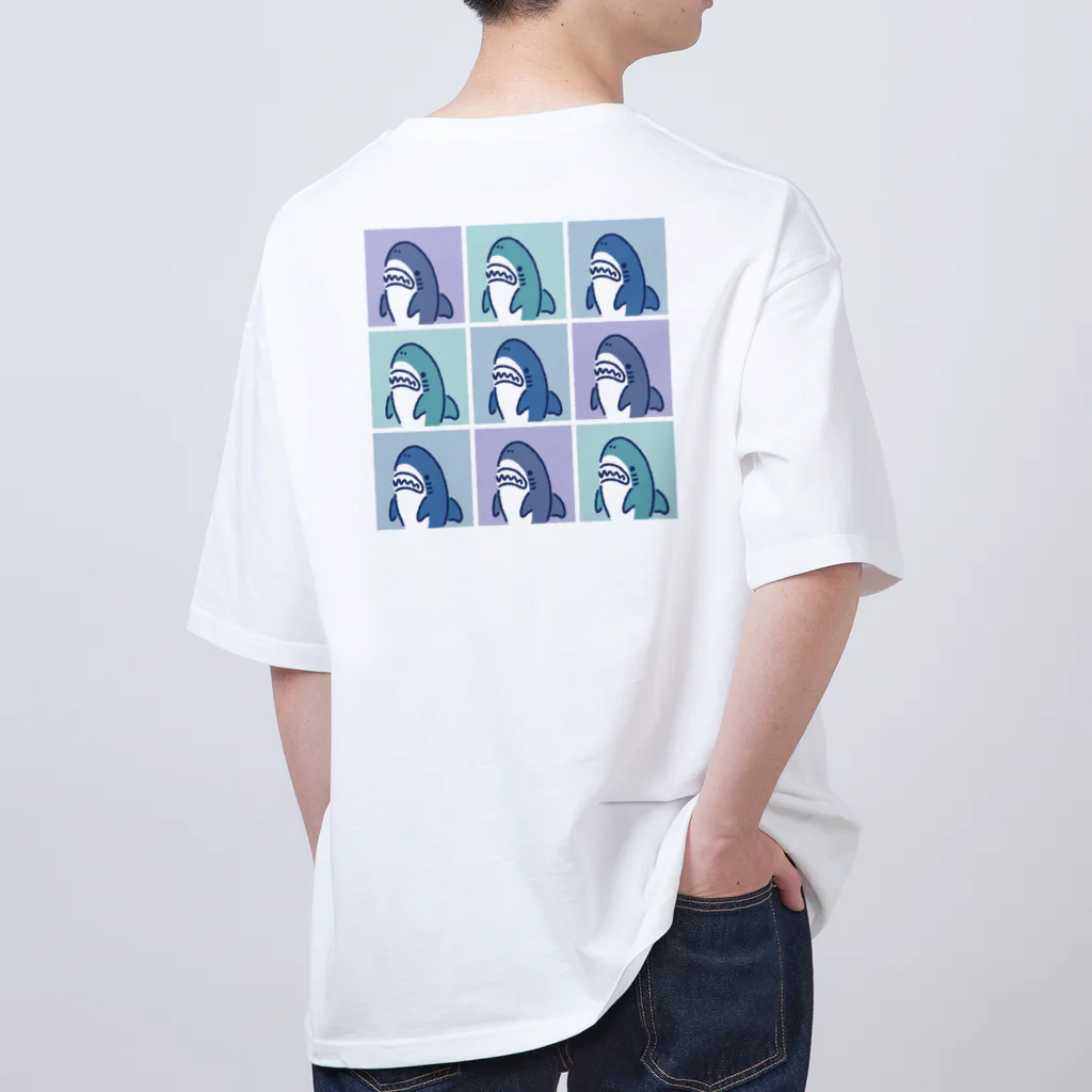 サメ わりとおもいの9匹のサメバックプリント Oversized T-Shirt