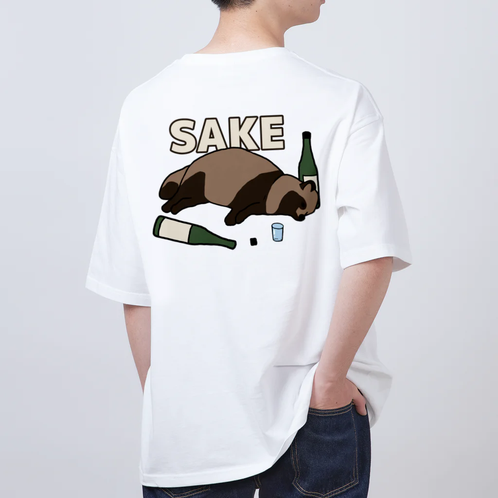 カモシカ亭のタヌキと日本酒 オーバーサイズTシャツ