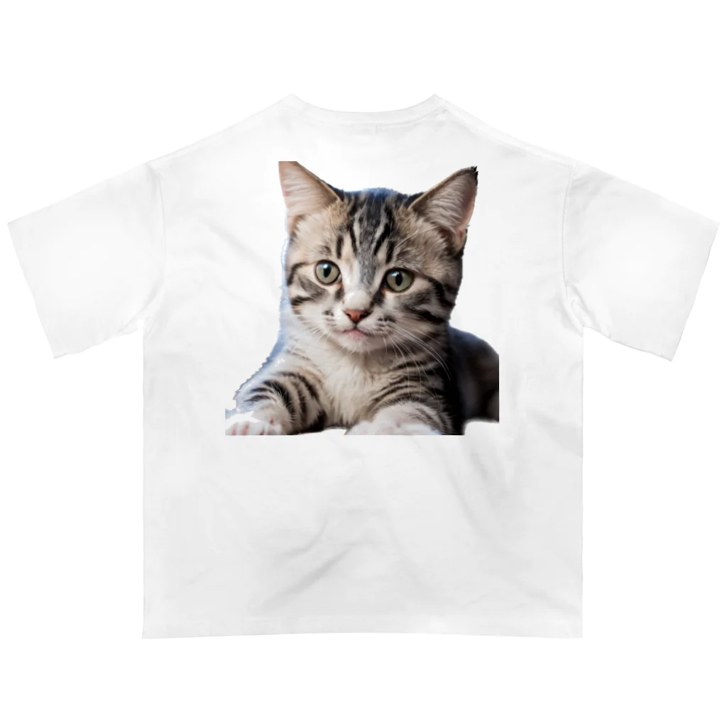 幸運を呼ぶ幸せ丸出しショップの幸運を呼ぶ可愛いネコちゃん オーバーサイズTシャツ