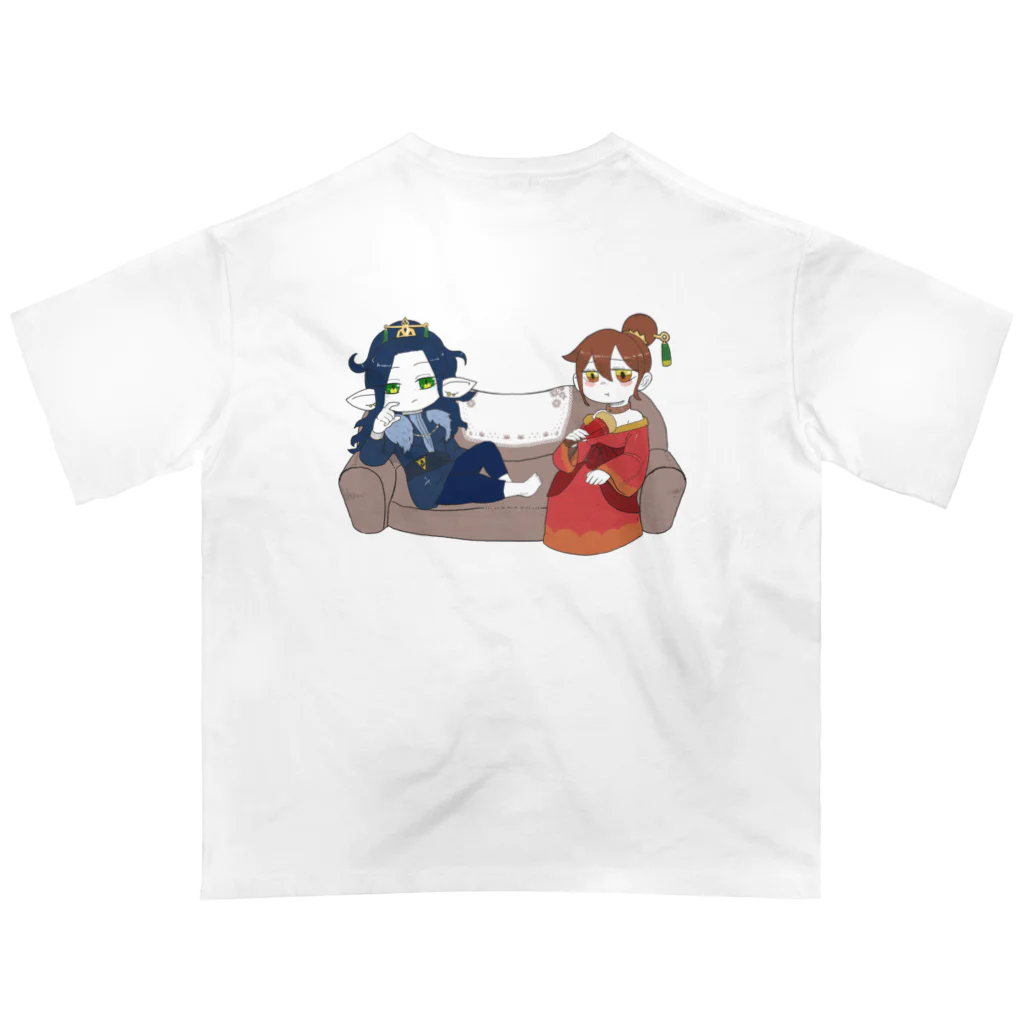 アラドウシの式典服コココロ(デモクラとマルーリ) Oversized T-Shirt