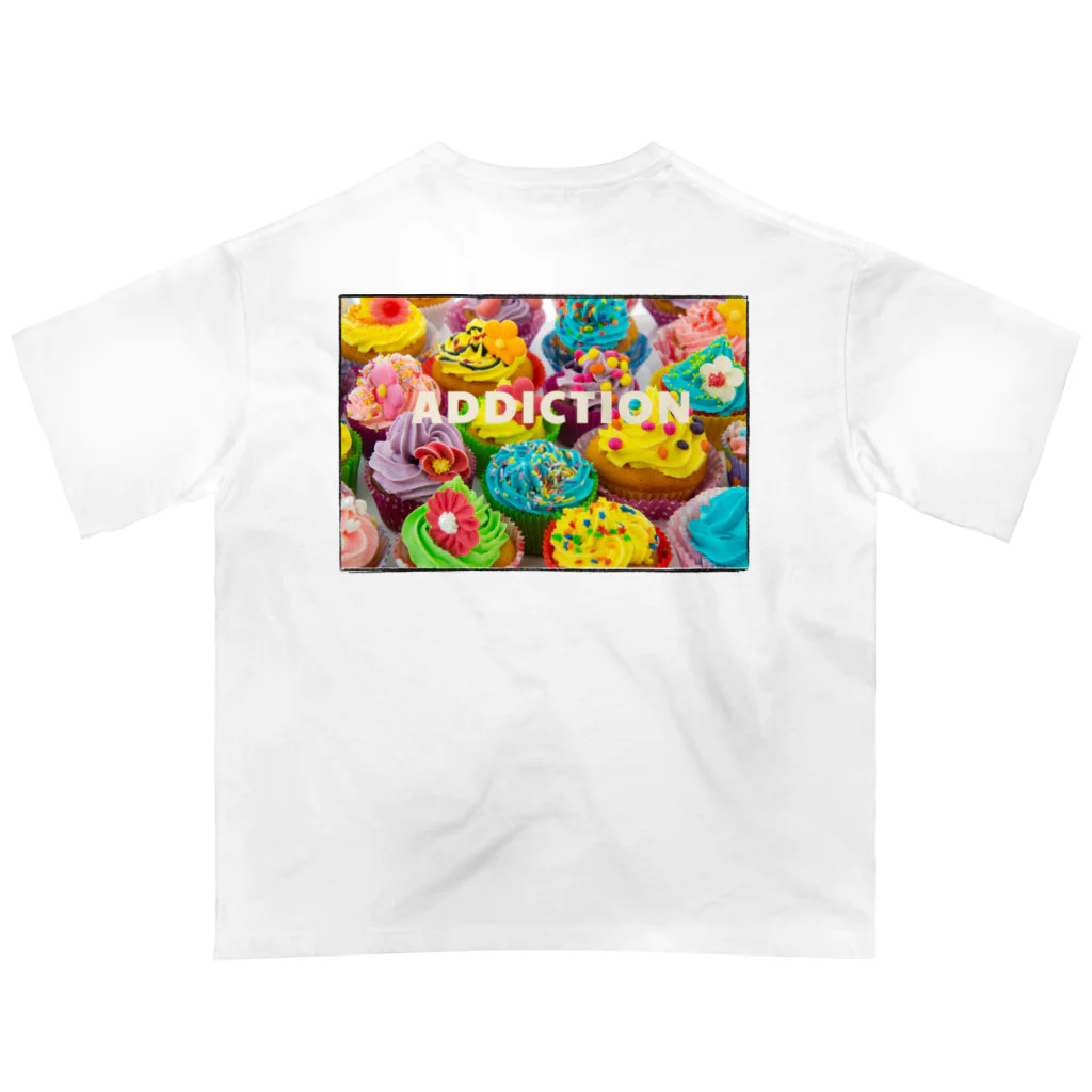 HappyFaceMarketのカップケーキ中毒アディクション Oversized T-Shirt