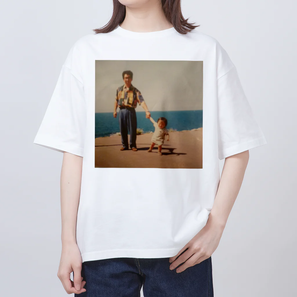 sisuの父と我の古い写真 オーバーサイズTシャツ