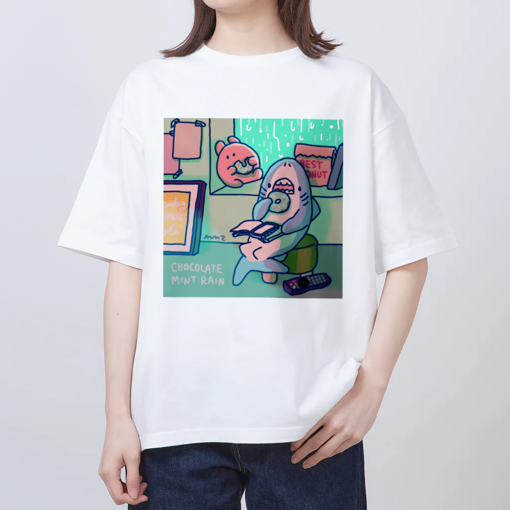 サメとメンダコ[namelessmm2]のミントドーナツ Oversized T-Shirt