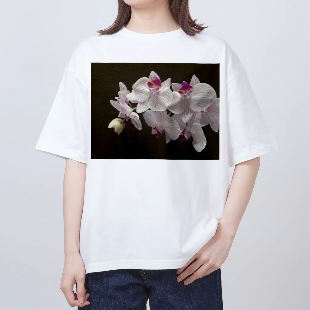 カヌレのお店の花 1 オーバーサイズTシャツ