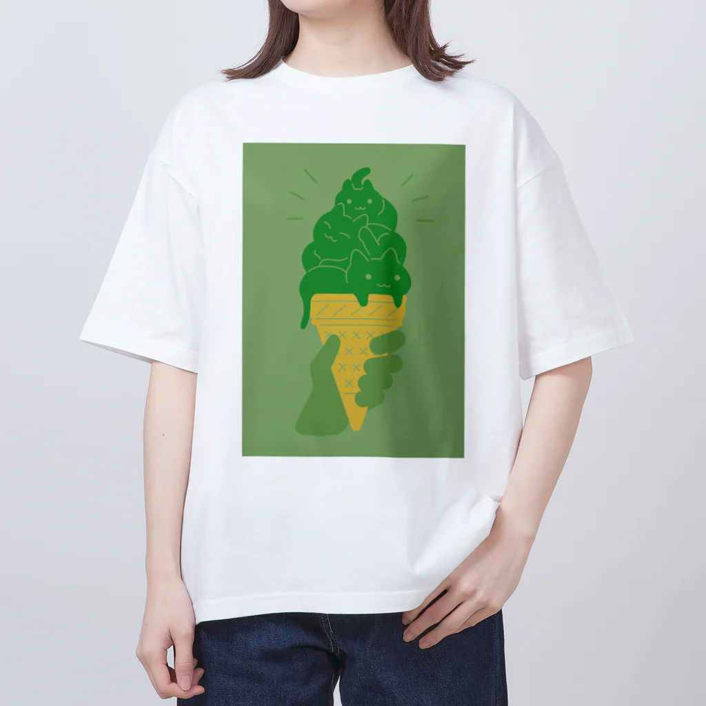 AI作家さむねこの作品集のIce Cat Matcha Oversized T-Shirt