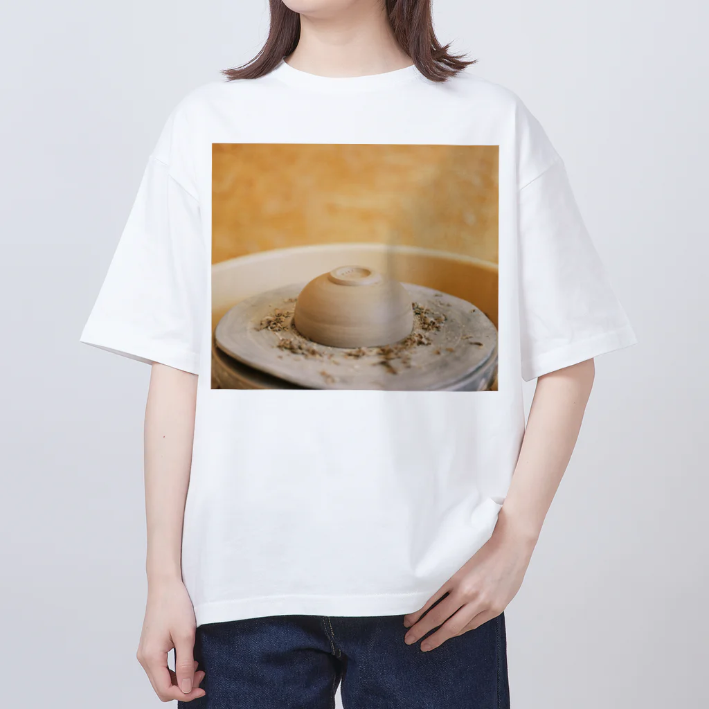 TOWA ATOのろくろ（削り） オーバーサイズTシャツ