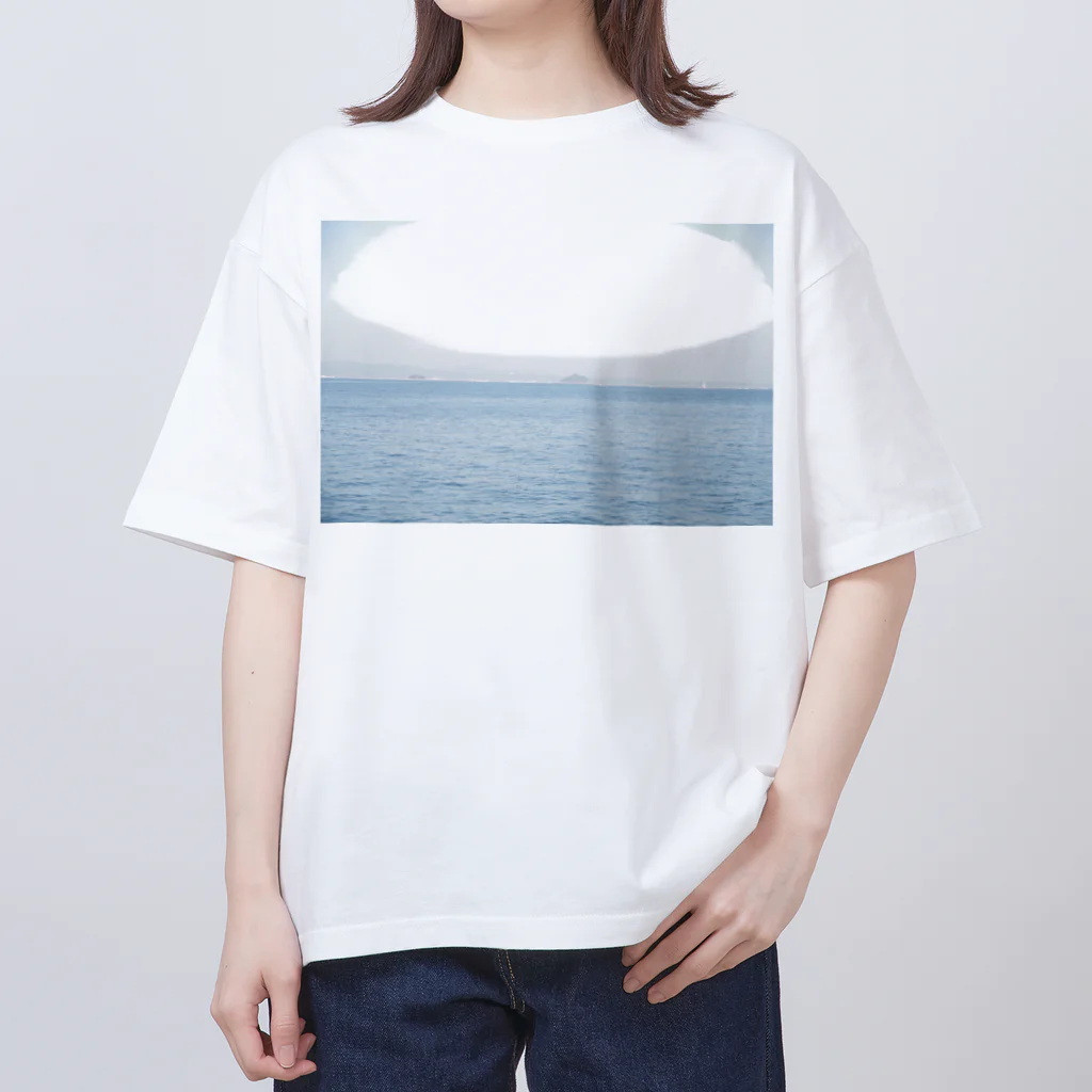 ニコボーイの門司港の海 オーバーサイズTシャツ